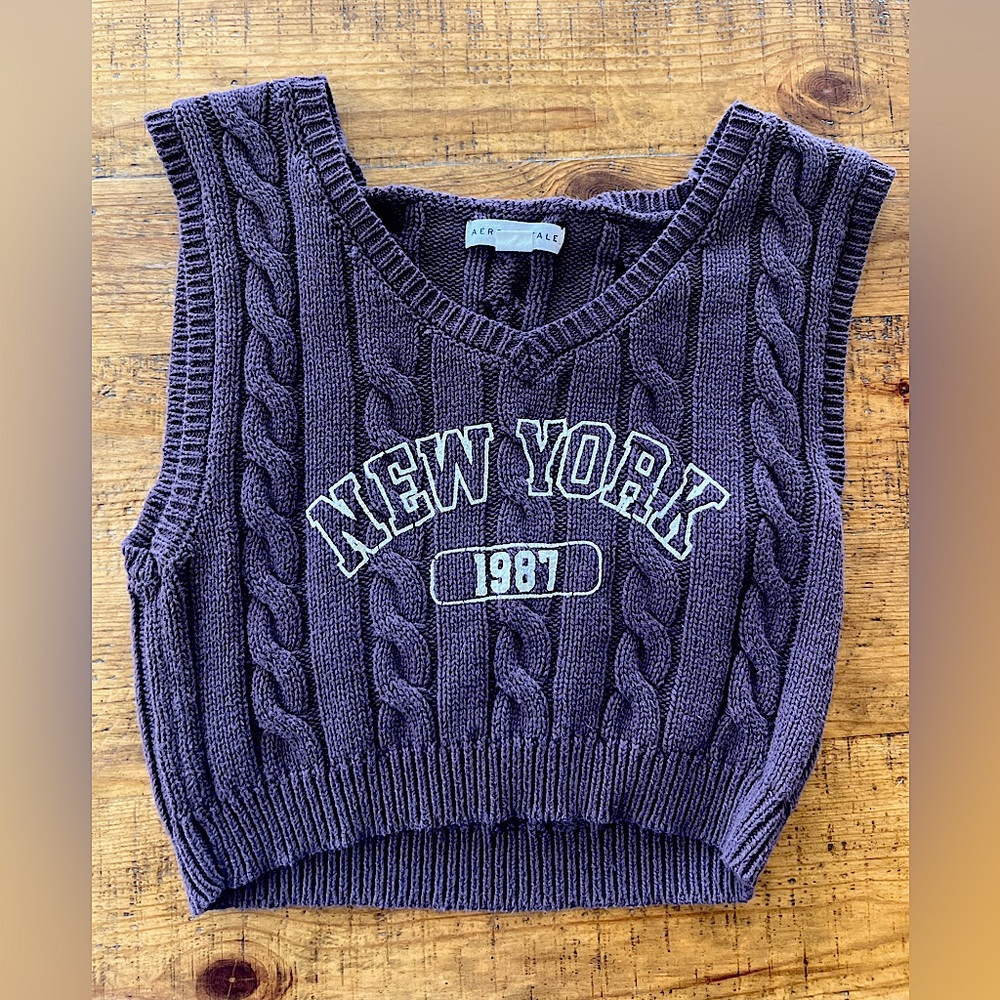 Aeropostale dark maroon cable knit cropped "New York" vest